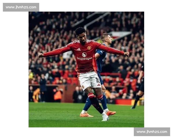 B 费传射造芒特制胜球 曼联 2-2 埃弗顿捧起夏季赛冠军